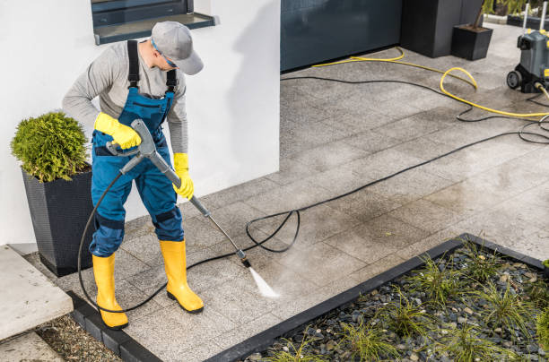 Best Roof Power Washing Services  in Saugatuck, CT